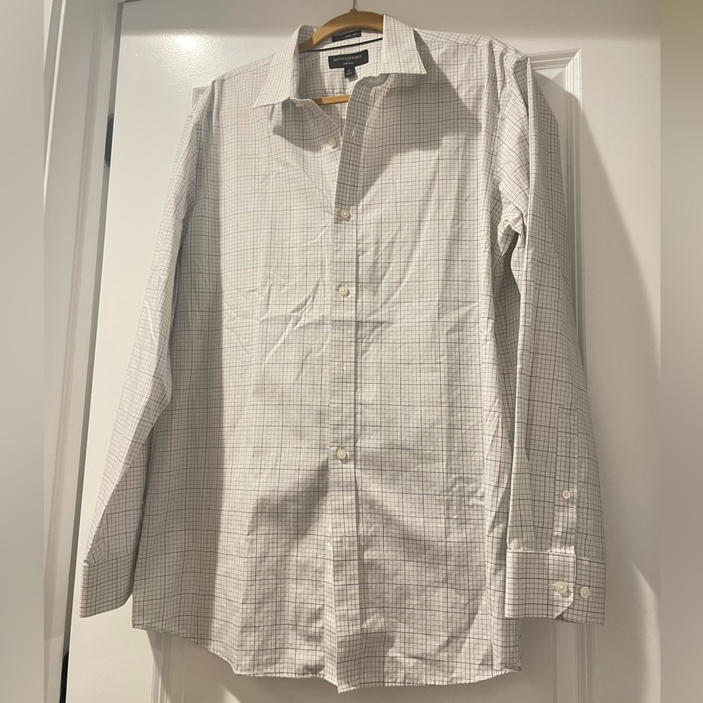 Men’s XL Non-Iron Buttondown